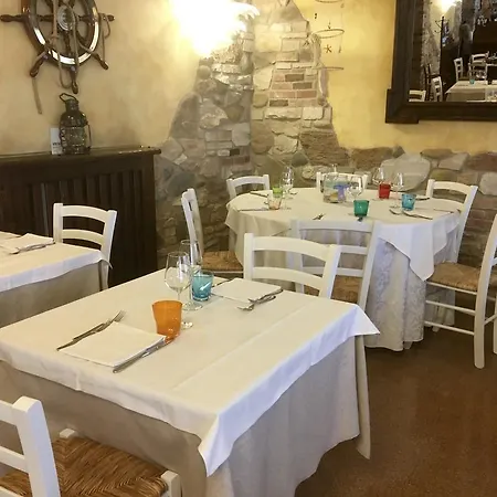 Locanda Ferrari Goro Esterno foto